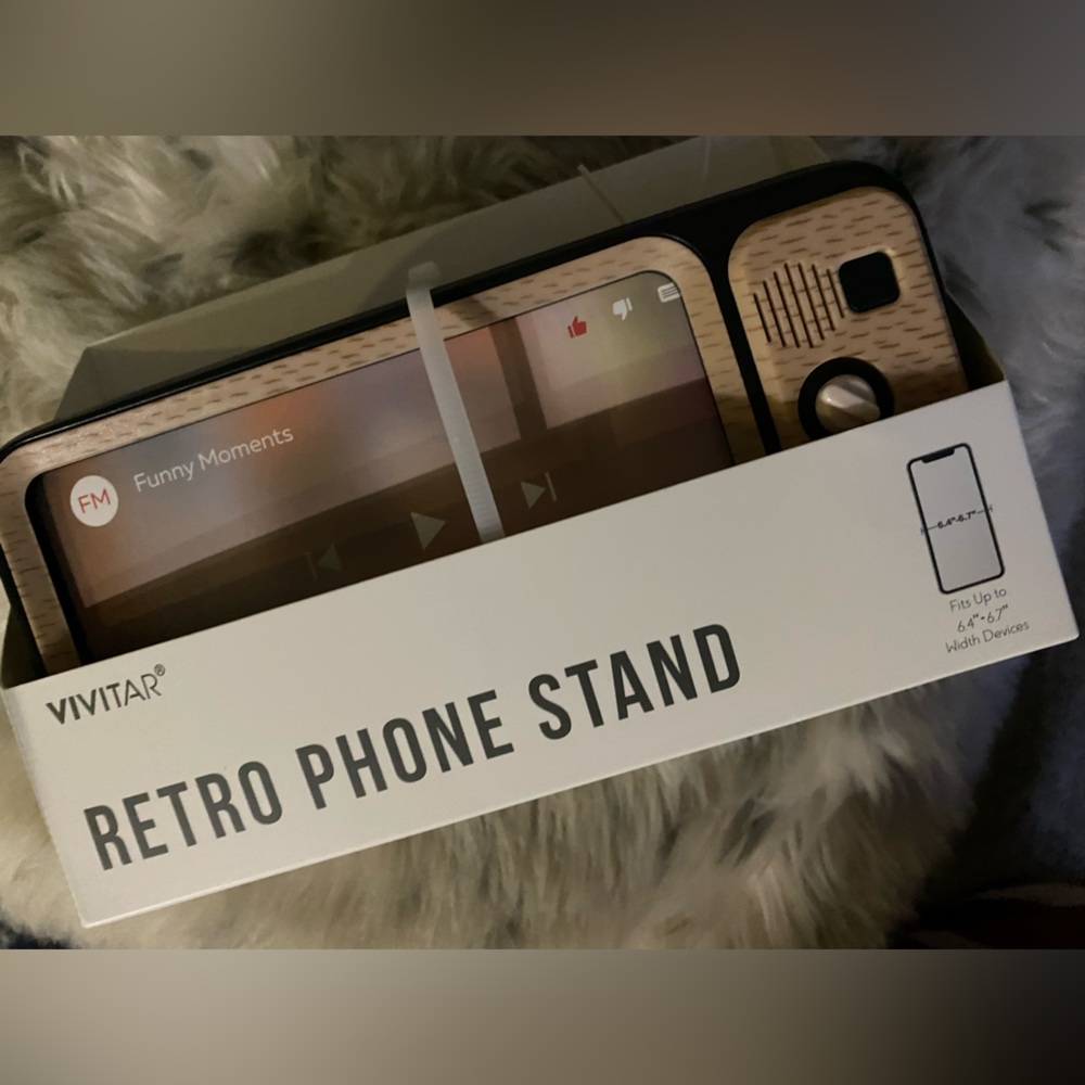 Retro phone stand